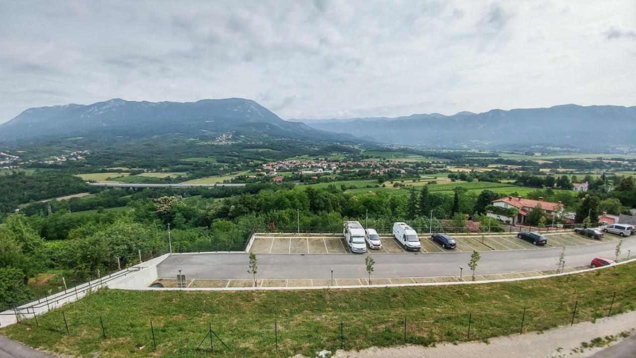 Apartma In Soba Vipavski Kriz Ajdovščina Eksteriør bilde